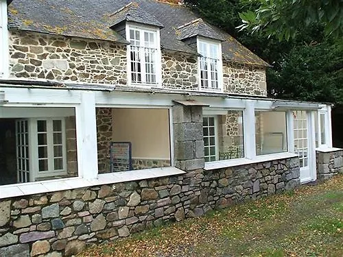 Hotel Chateau Du Val Hillion
