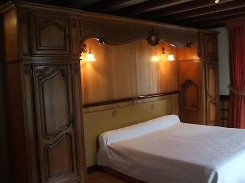 Hotel Chateau Du Val Hillion
