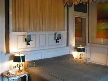 Hotel Chateau Du Val Hillion 3*,  France